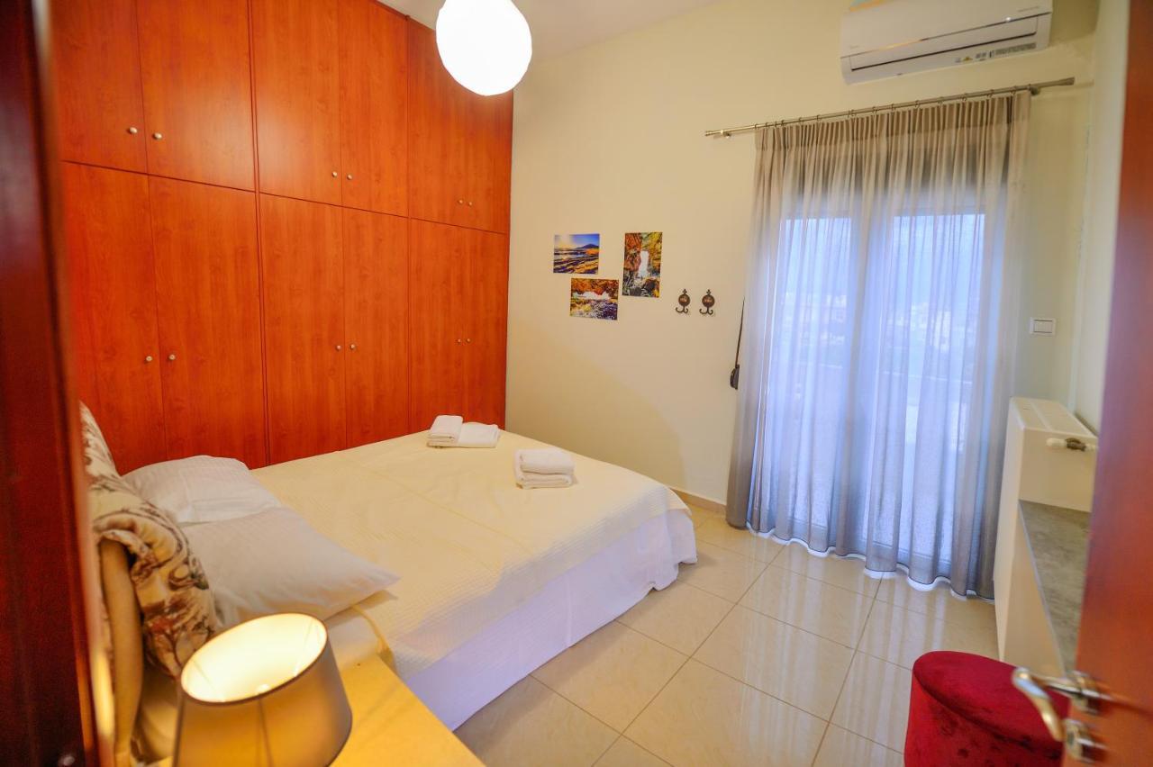 Mpoulakis Apt 98 Kíssamos Exteriör bild